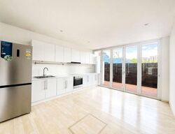 Bartley Rise Estate (D19), Terrace #595841121